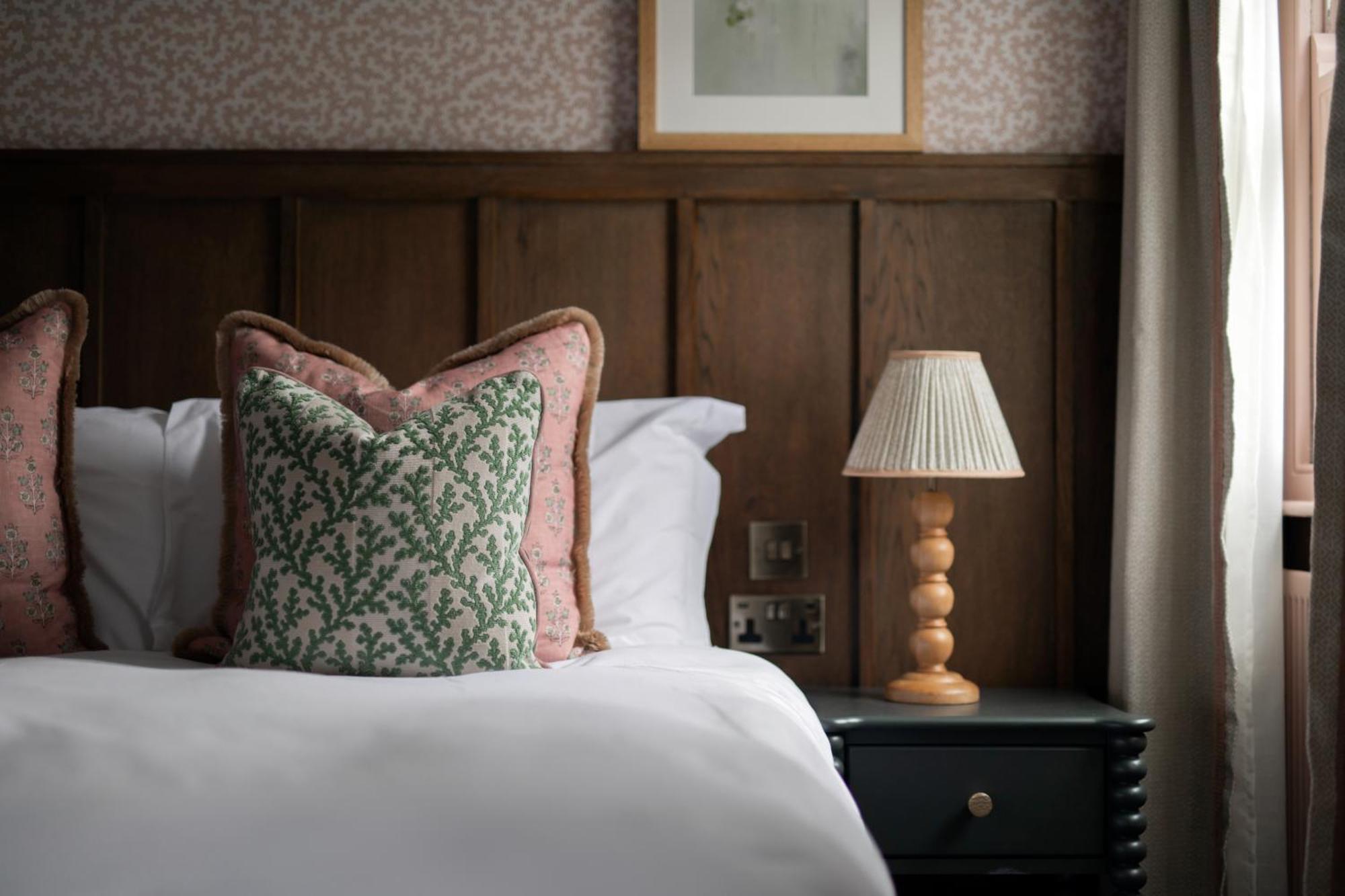 Worplesdon Place Hotel 3*