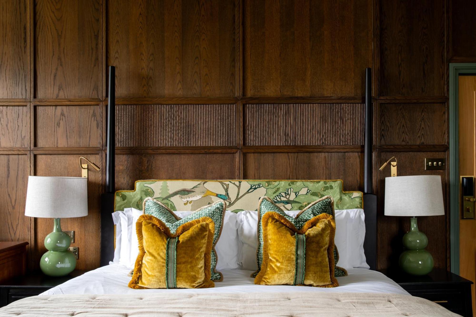 Worplesdon Place Hotel 3*