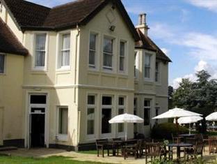 Worplesdon Place 3* Guildford