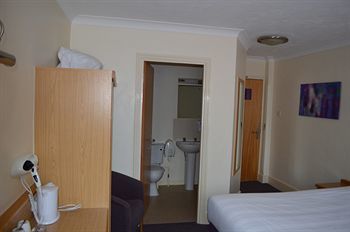 Worplesdon Place