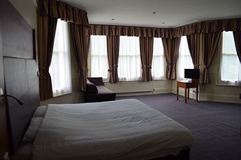Worplesdon Place Hotel Guildford