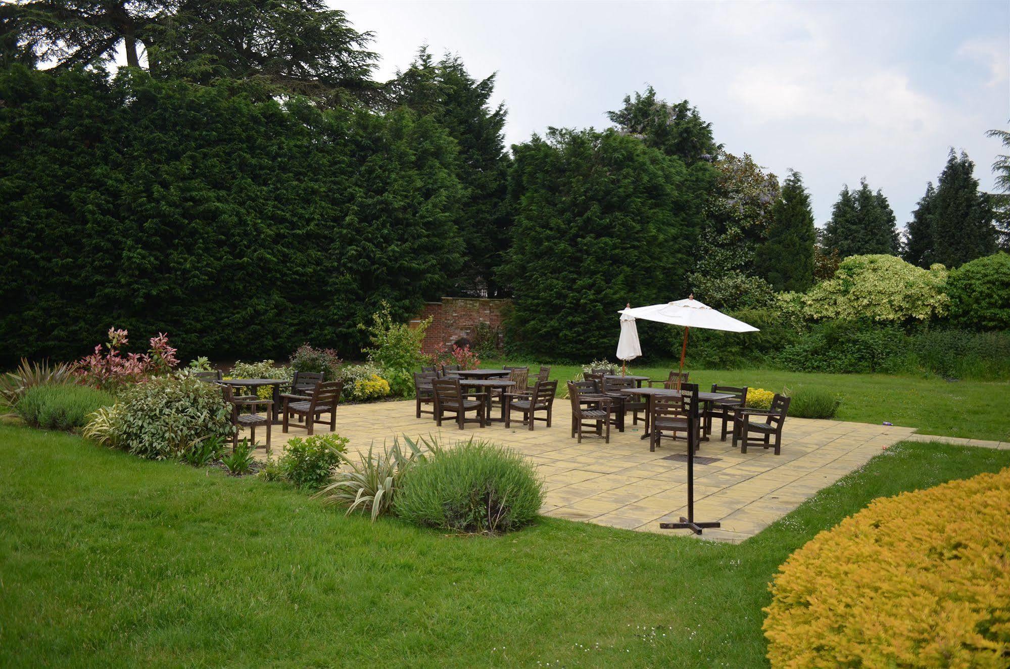 Hotel Worplesdon Place